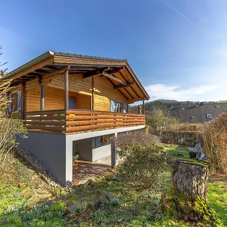 Beautiful In With Pool Holiday home *
